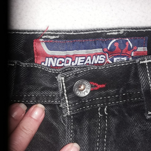 JNCO Black Jean Shorts with Flame Design - Picture 7 of 12